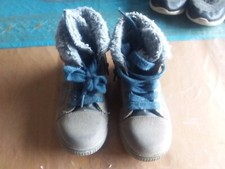 chaussure charlie et friends taille 27