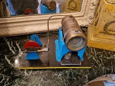 Ancienne machine à vapeur