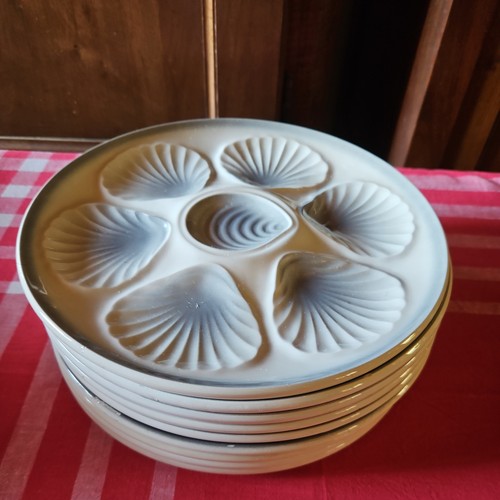 Lot assiettes à - de, 6