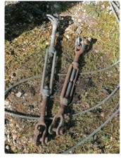 2 tendeurs de câble acier Vis De 16mm , 37-45 cm, et câble acier En l État