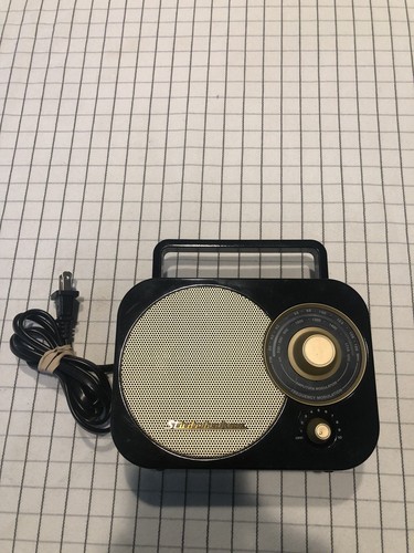Studebaker portable radio - studebaker,