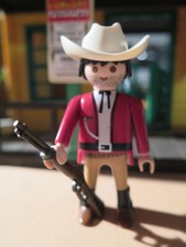 cowboy avec chapeau stetson et winchester custom 5512 PLAYMOBIL western Ranch