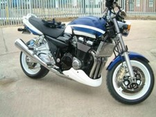 Pyramide Ventre Boîtier