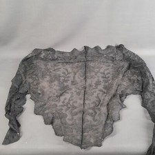 Mantille Triangulaire En