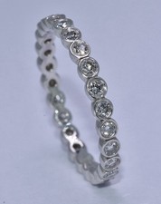 Bague Éternité En Diamant