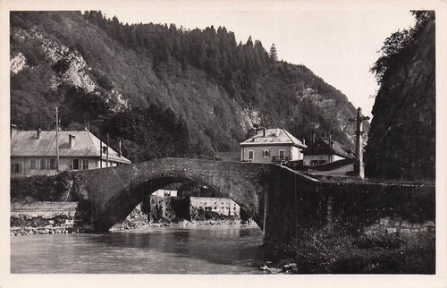 Cluses vieux pont sur l - 74,