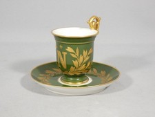 Tasse de style Empire au N