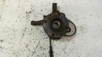 Fusee avant droit - renault, clio