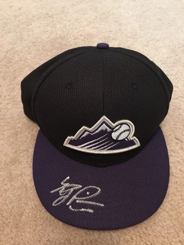 Riley pint signed rockies - signed,