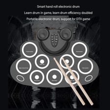 Les Enfants Roulent Du Tambour