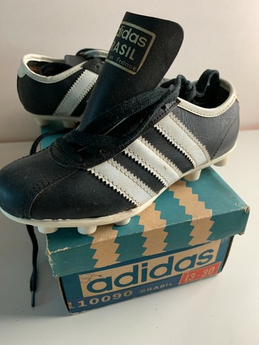 Chaussures football enfant - chaussures, //