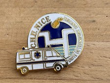a  PINS PIN DIVERS SAMU AMBULANCE RENAULT TRAFIC NICE