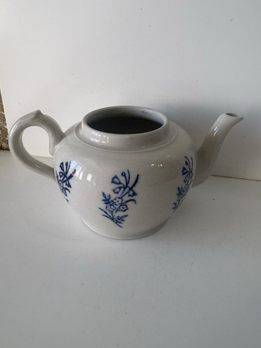 Ancienne petite theiere - ancienne,