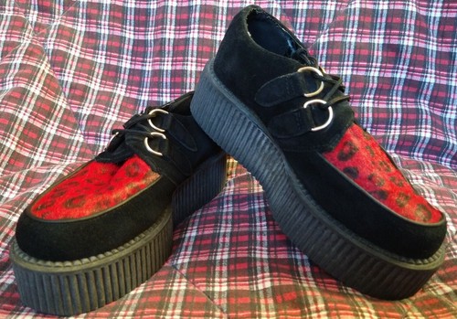 K red leopard - u.,