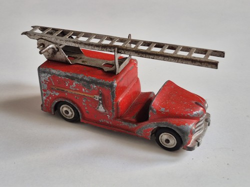 Jouet ancien camion pompier - jouet,