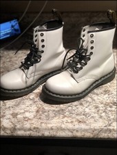 doc martens 1460