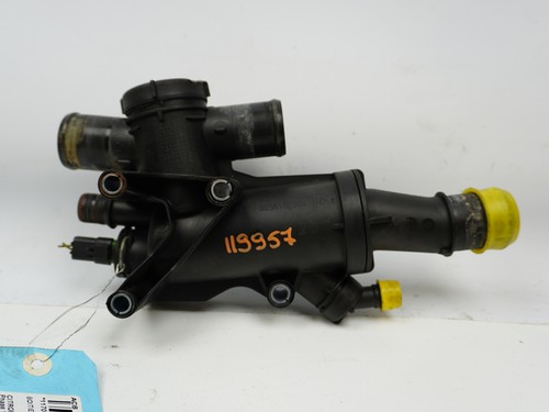 Boitier eau thermostat - boitier,