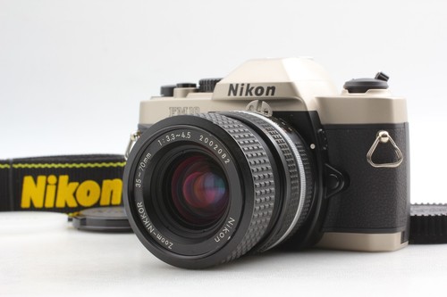 Neuf appareil photo reflex - photo,