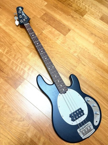 Usa made musicman sub - made, stingray