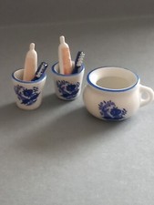 Lot miniatures porcelaine - de, 3