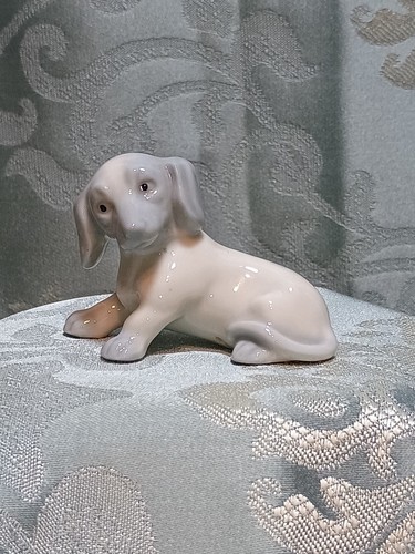 Figurine porcelaine petit - en,