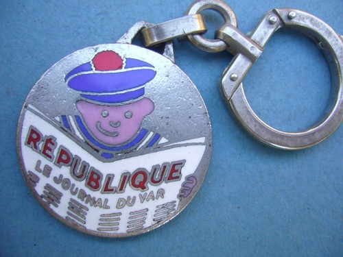 Porte clés augis émaillé - ,