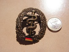 insigne  de beret armée  allemande   ( ref 300  )