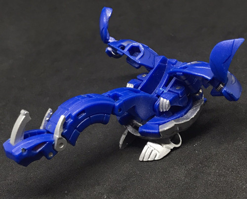 Bakugan iron dragonoid aquos - bakugan,