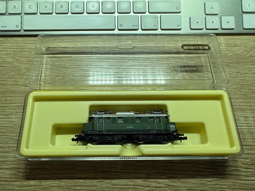 Minitrix 2033 locomotive - minitrix,