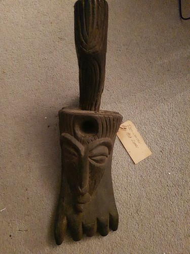 Vtg hand carved wood - carved,
