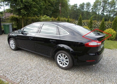 Spoiler porte coffre - porte,