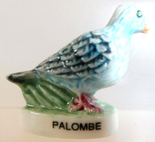 Fève - UN OISEAU PALOMBE