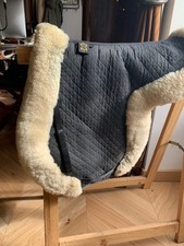 Tapis de dressage de la marque