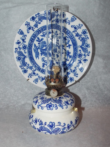 Ancienne lampe pétrole - ancienne,