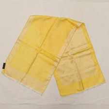 Foulard jaune en soie