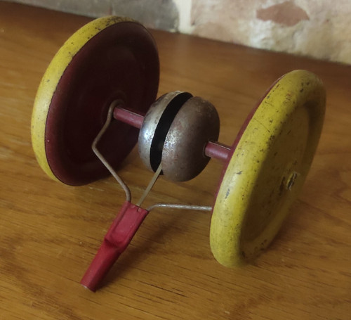 Anciens jouets tôle a - anciens,