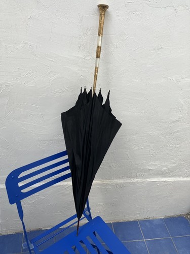 Parapluie ancien manche