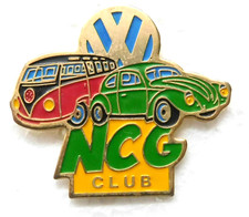 Pin's VOLKSWAGEN COMBI COX -