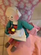 ancienne poupée de chiffon