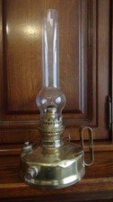 LAMPE à PETROLE ABEILLE avec