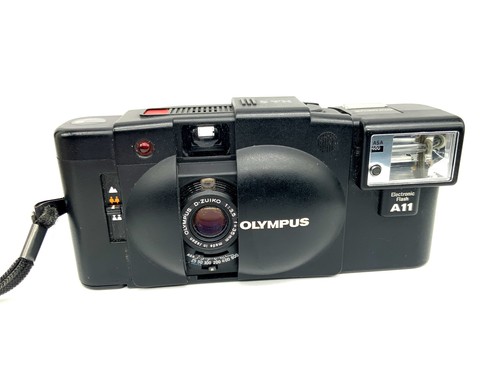 Olympus xa2 mit blitz - olympus,