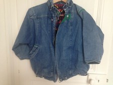 BLOUSON EN JEAN FILLE   TAILLE  8 ANS  IDEE CADEAU !