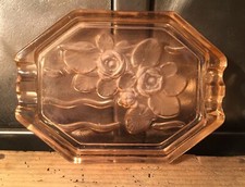 Cendrier Verre Rose Pressé Moulé Art Deco Motif Floral L 12,7 Cm