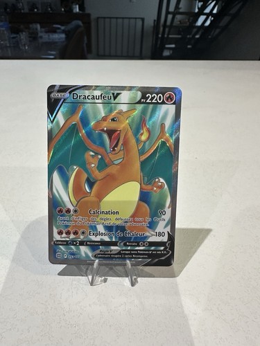Carte pokémon dracaufeu v - carte,