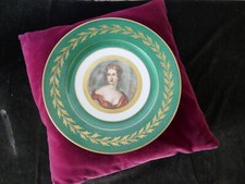 assiette peinte à la main style Empire dans le gout de sevres,D 255mm