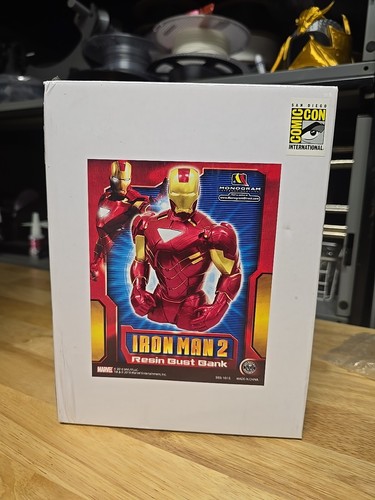 Marvel 2010 iron man resin - marvel,