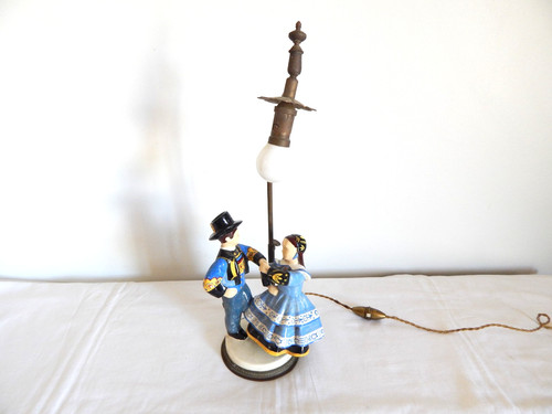 Ancienne lampe couple danseurs - couple,