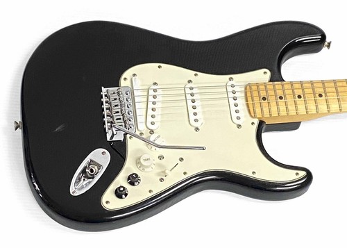 Fender stratocaster used - vg,