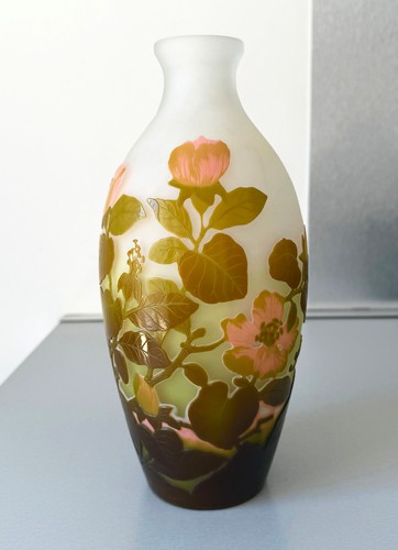 Vase art nouveau aux magnolias - nouveau,