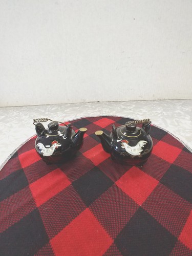 Red clay salt pepper - red,